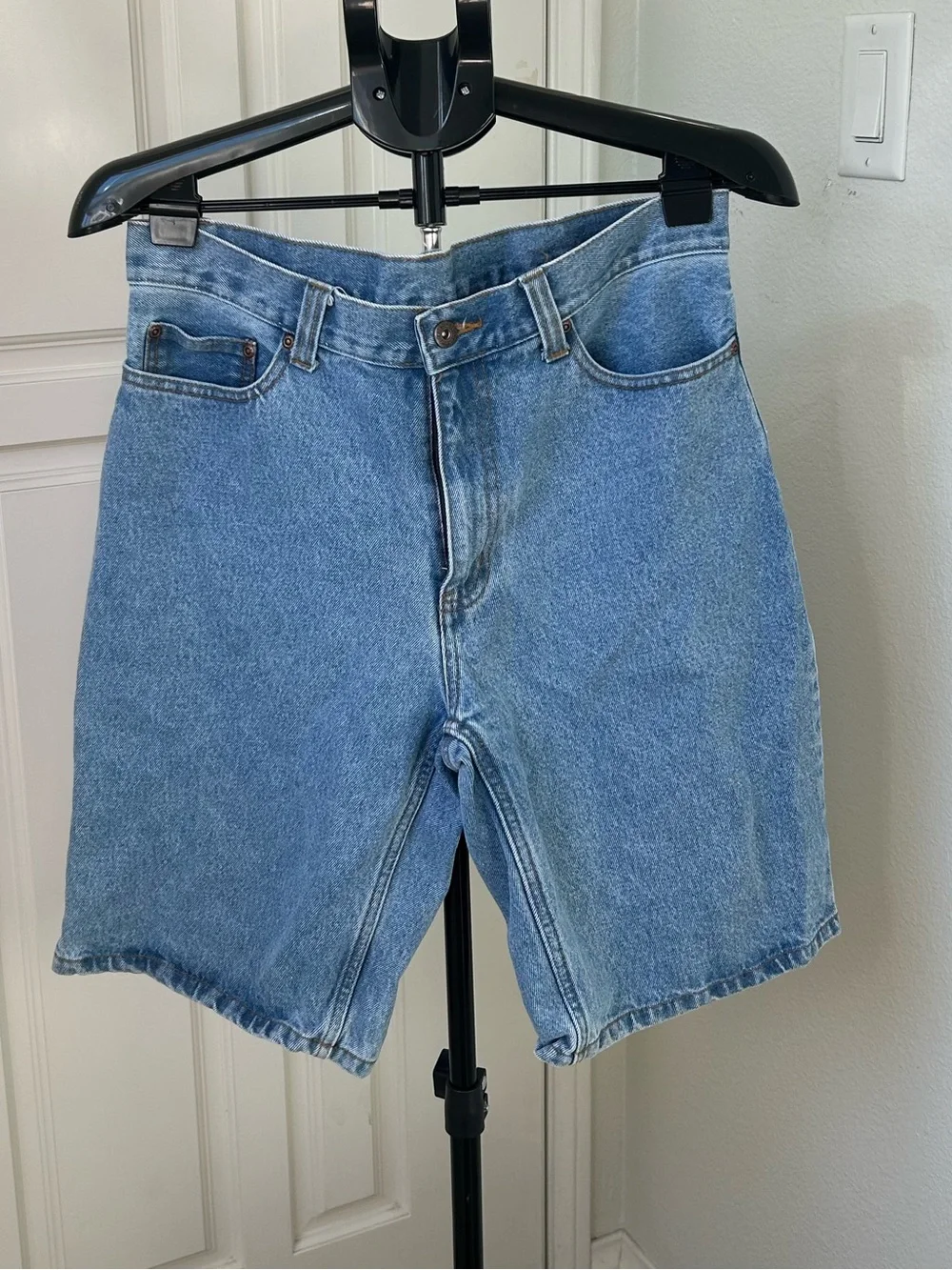 Faded Glory Vintage Style High Rise Bermuda Denim Jorts Size 30